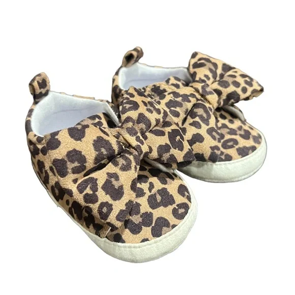 Baby shoes - Picture 1 of 3